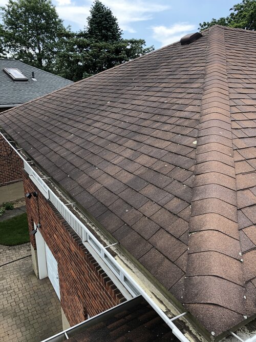 Roof Cleaning Suffolk County